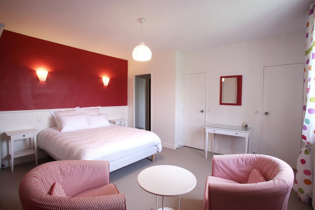 Manoir Le Mesnil Bed & Breakfast Saint-Martin-aux-Chartrains Exterior photo