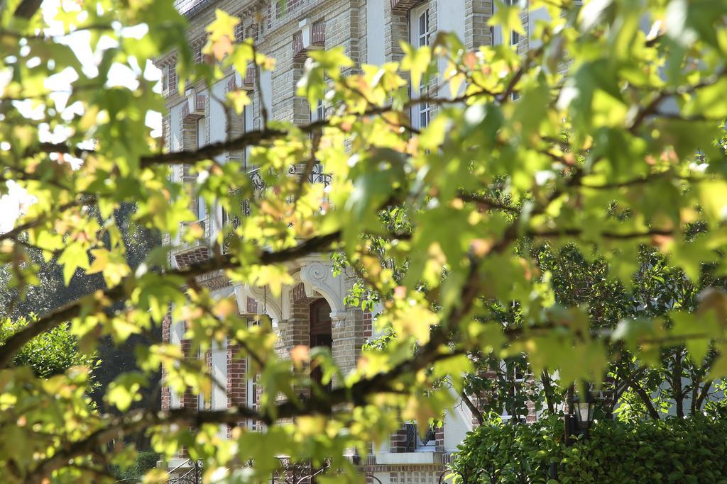 Manoir Le Mesnil Bed & Breakfast Saint-Martin-aux-Chartrains Exterior photo