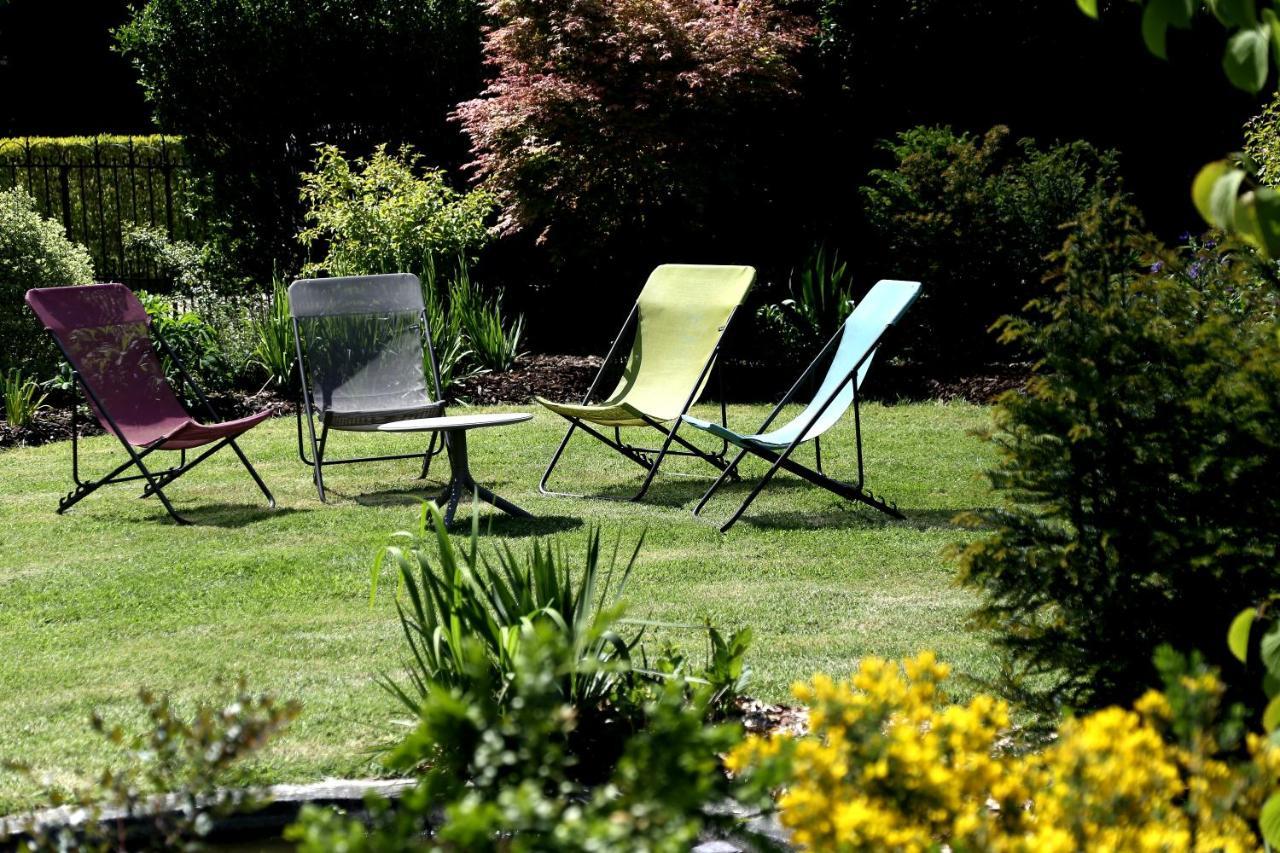 Manoir Le Mesnil Bed & Breakfast Saint-Martin-aux-Chartrains Exterior photo