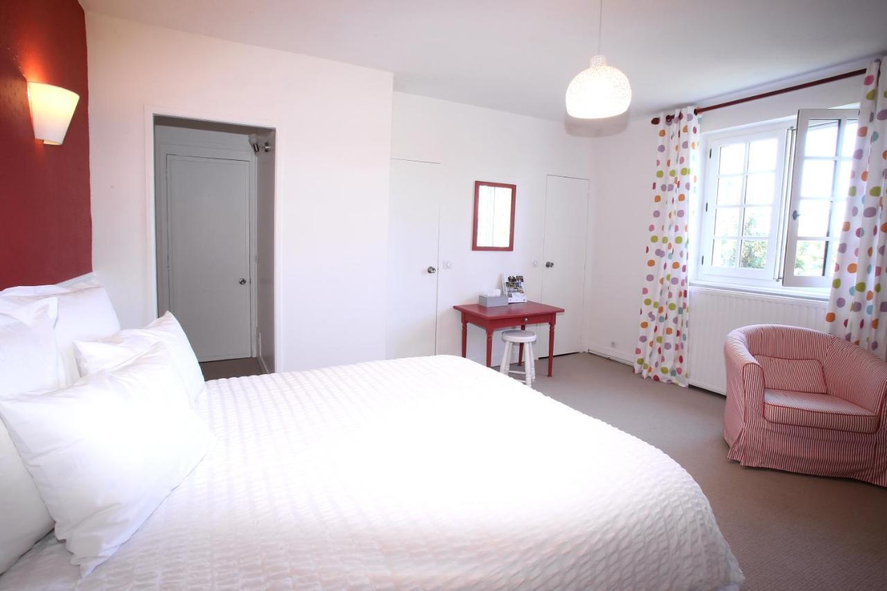 Manoir Le Mesnil Bed & Breakfast Saint-Martin-aux-Chartrains Exterior photo